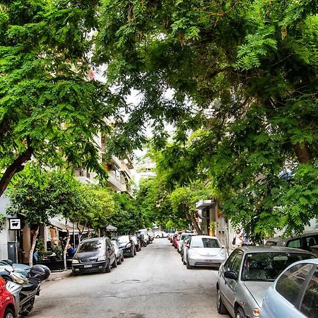 Stunning Αpartment Ιn Τhe Heart Athens. Lägenhet Exteriör bild