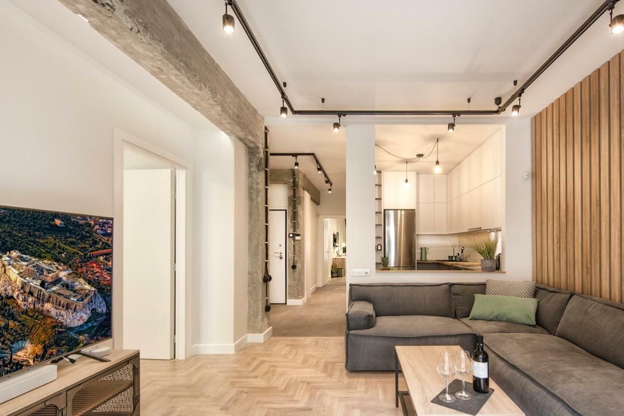 Stunning Αpartment Ιn Τhe Heart Athens. Lägenhet Exteriör bild