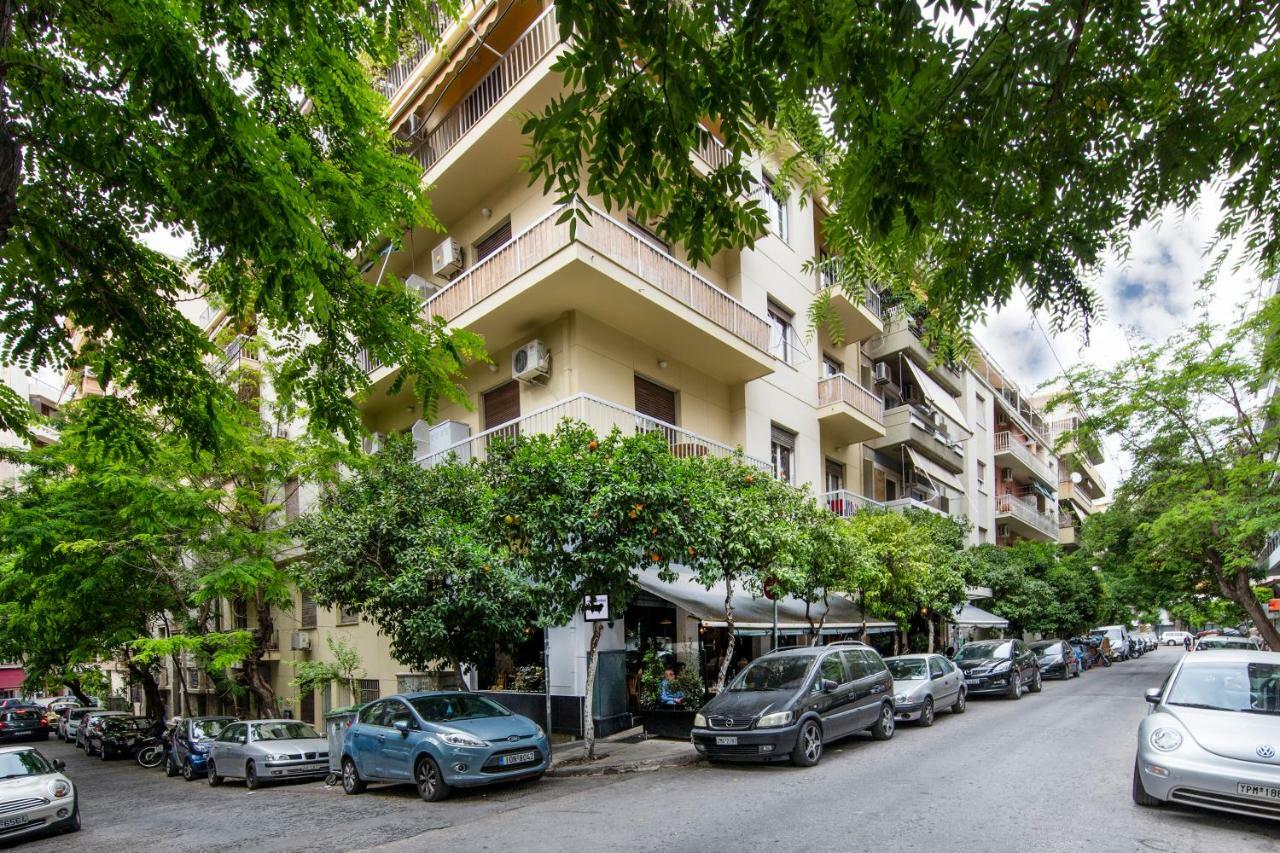 Stunning Αpartment Ιn Τhe Heart Athens. Lägenhet Exteriör bild